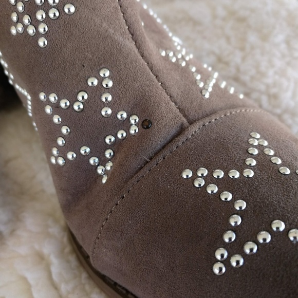 Carlos  Booties Sz 10 - Picture 4 of 4